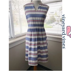 Vineyard Vine Dress Striped Sleeveless VNeck✨